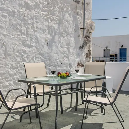 Blue Sky In Plaka Tatil Evi Plaka (Milos)